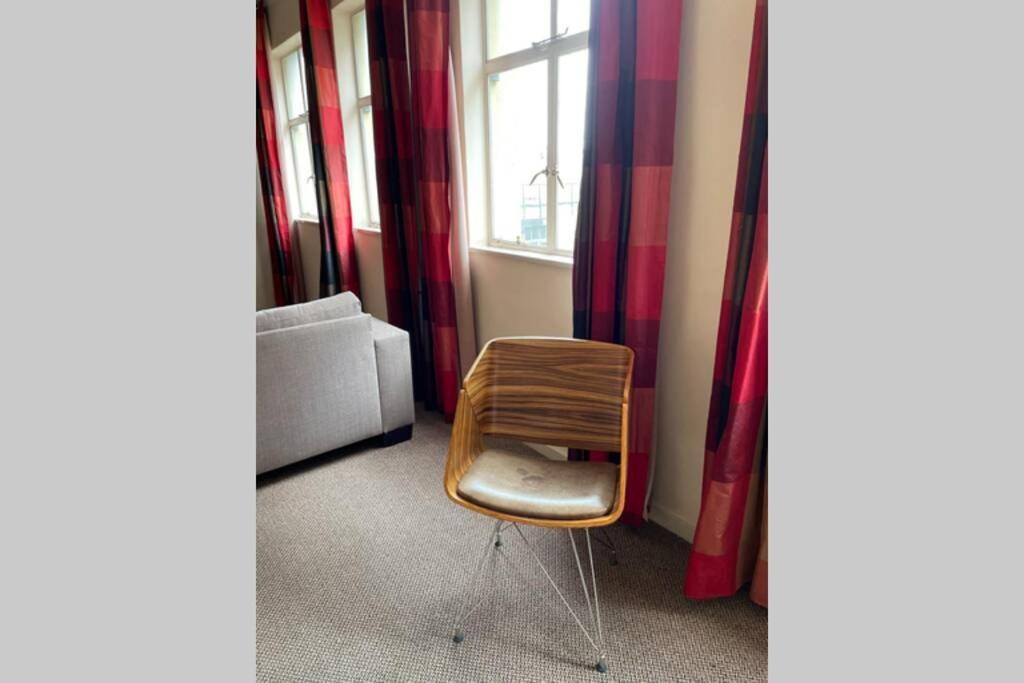 Cool & Easy Flat In The Heart Of Marshalltown Johannesburg Eksteriør billede