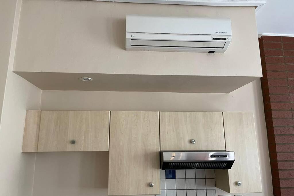 Cool & Easy Flat In The Heart Of Marshalltown Johannesburg Eksteriør billede